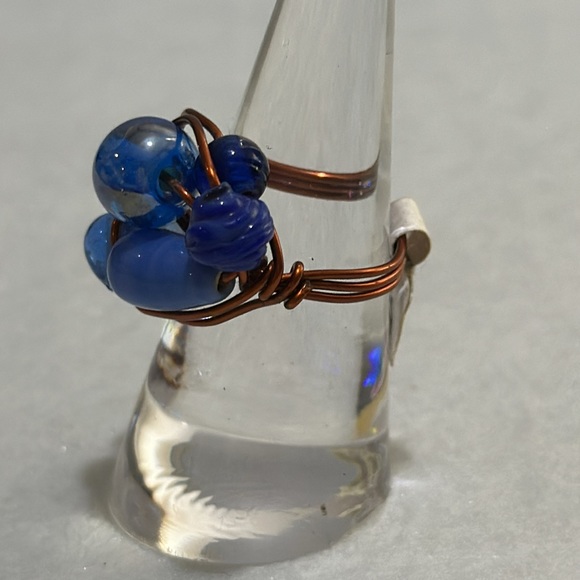 Handmade blue glass beaded wire wrap art ring size 8 - Picture 3 of 3